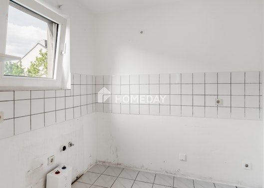 Mehr als 6 % Rendite: Top geschnittene 2-Zimmer-Wohnung mit Balkon