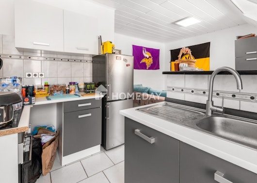 Charmante 2-Zimmer-Etagenwohnung mit Tageslichtbad