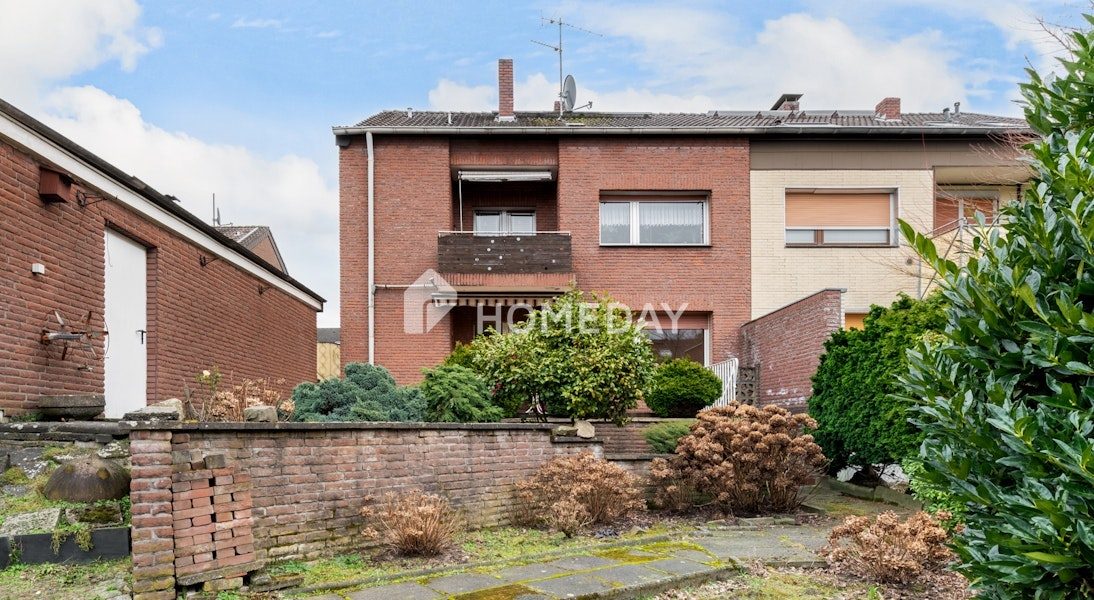 ZFH/DHH mit Terrasse, Loggia und Garage | Vollkeller | Viel Potenzial!