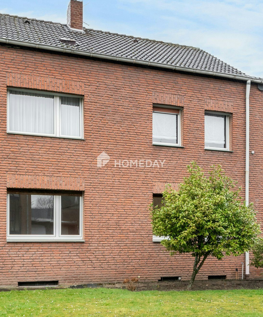 ZFH/DHH mit Terrasse, Loggia und Garage | Vollkeller | Viel Potenzial!