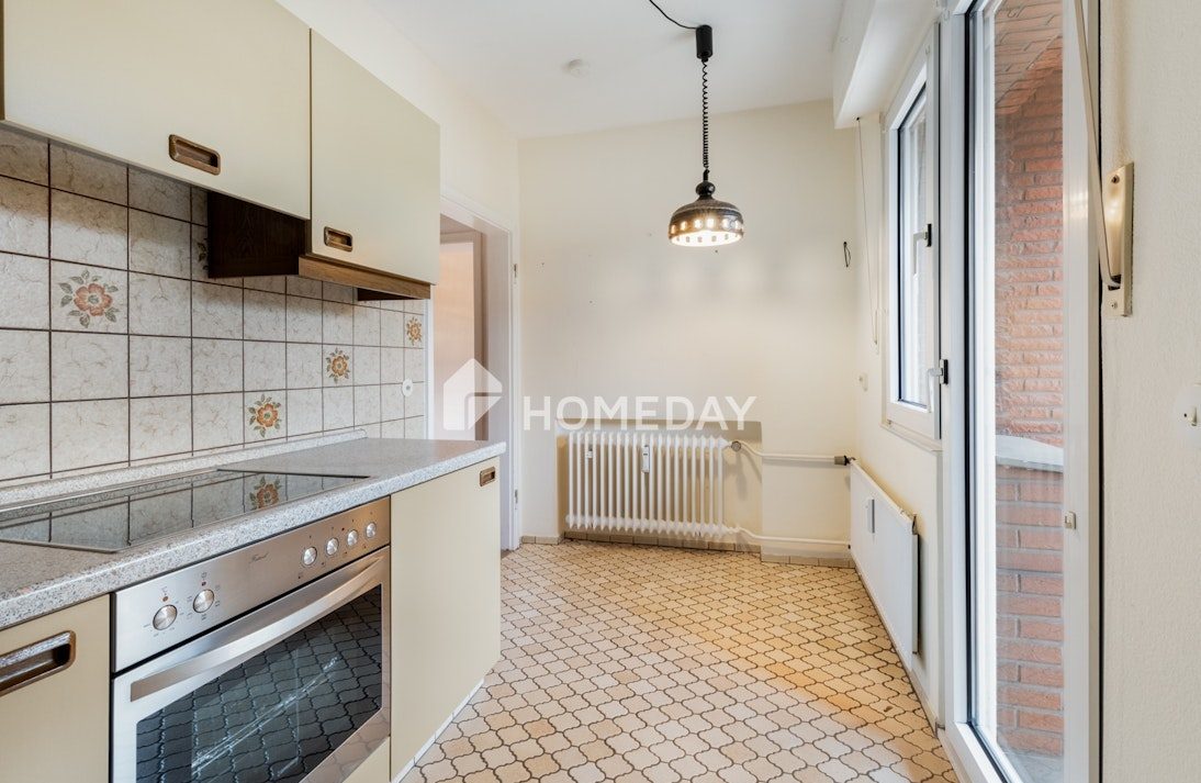 ZFH/DHH mit Terrasse, Loggia und Garage | Vollkeller | Viel Potenzial!