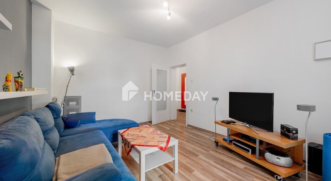 Charmante 2-Zimmer-Wohnung mit Gartenblick in gepflegtem Mehrfamilienhaus