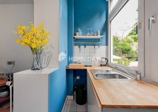 Charmante 2-Zimmer-Wohnung mit Gartenblick in gepflegtem Mehrfamilienhaus