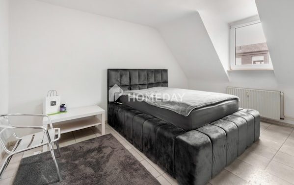 Perfekt für Familien – Großzügige Maisonette mit vier Zimmern, Tageslichtbad und Garten